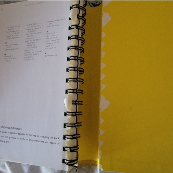 The Tai Chi Directory, Pre-Owned Hardcover  Kim Davies - Picture 4 of 6